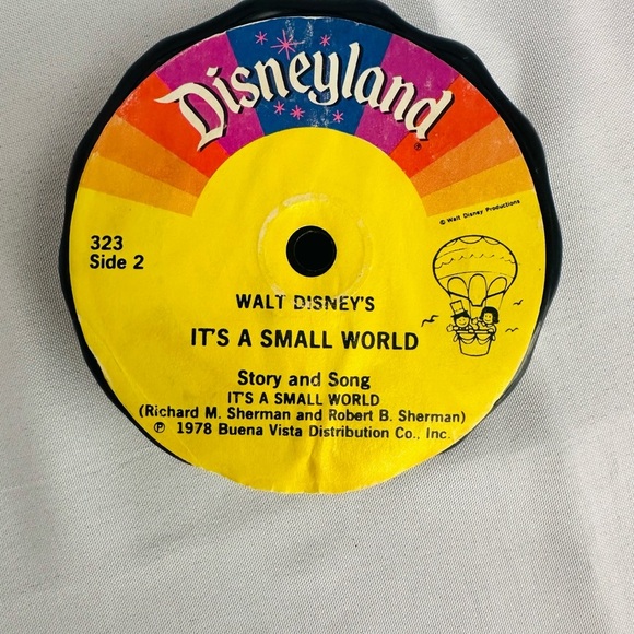 Vintage Disney it's a small world record, trinket dish - Picture 3 of 3